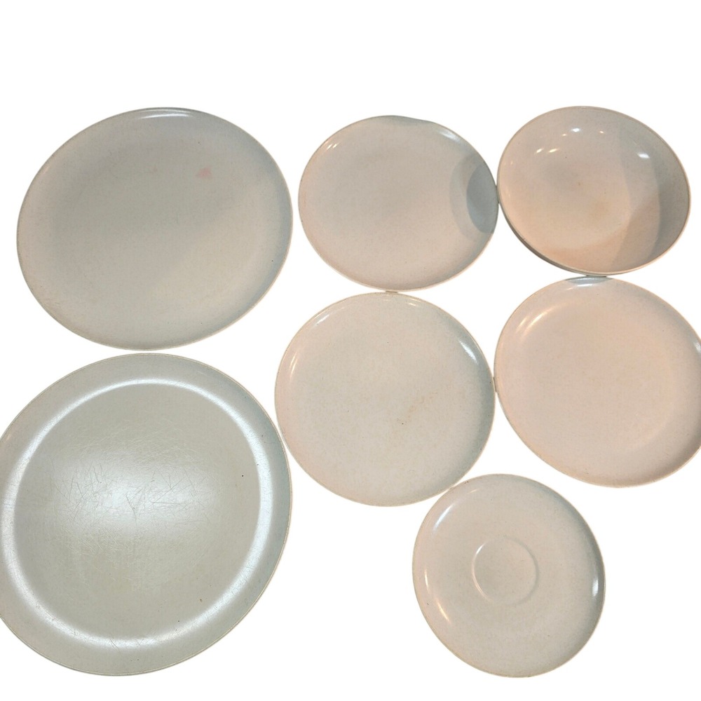 Vintage Color Flyte‎ Royale MELMAC Branchell K. LaMovne designer 7 dishes White